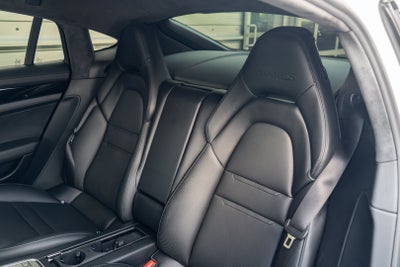 2018 Porsche Panamera Turbo S E-Hybrid