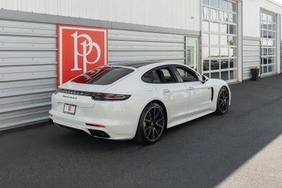 2018 Porsche Panamera Turbo S E-Hybrid