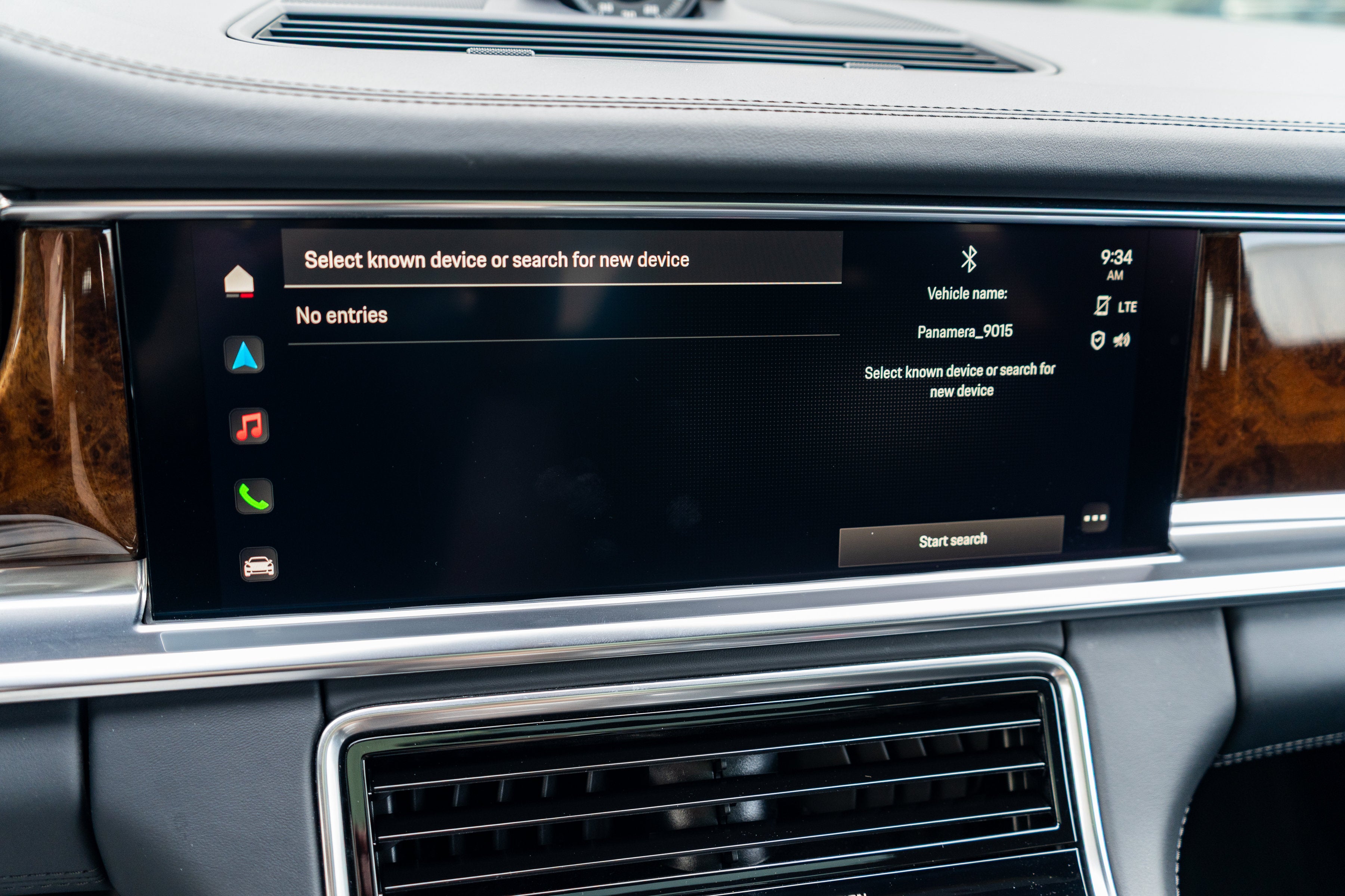 2023 Porsche Panamera Turbo S E-Hybrid