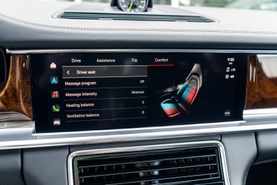 2023 Porsche Panamera Turbo S E-Hybrid