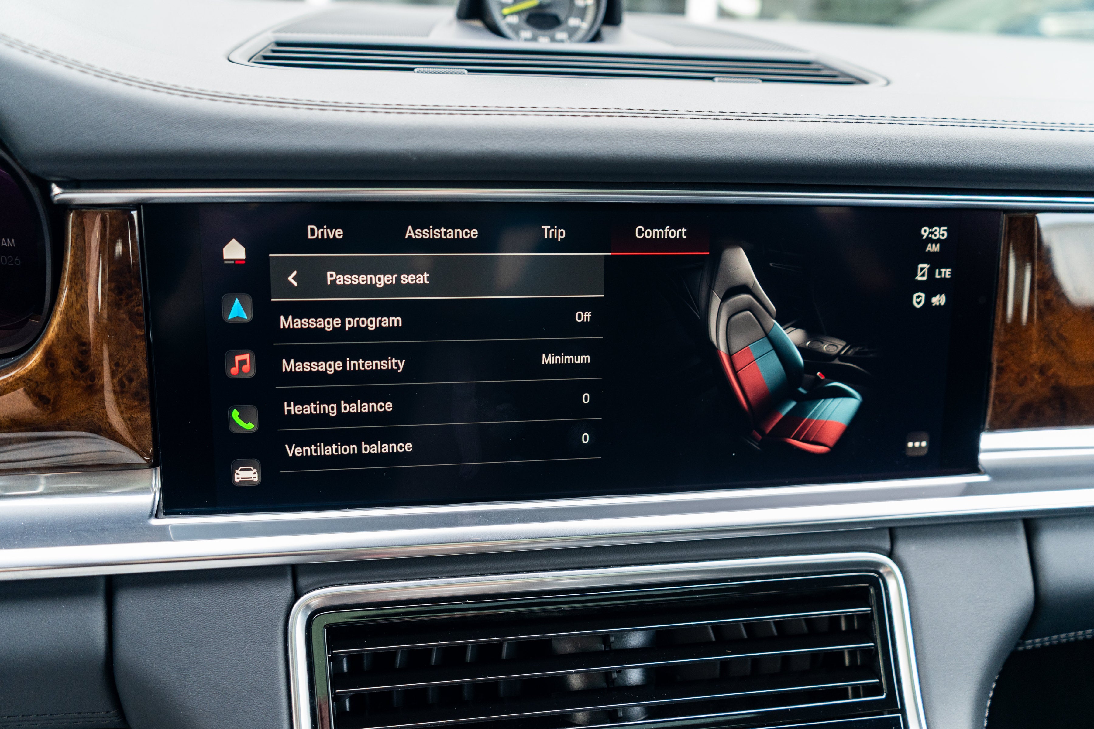 2023 Porsche Panamera Turbo S E-Hybrid
