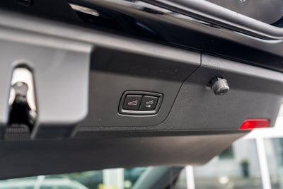 2023 Porsche Panamera Turbo S E-Hybrid
