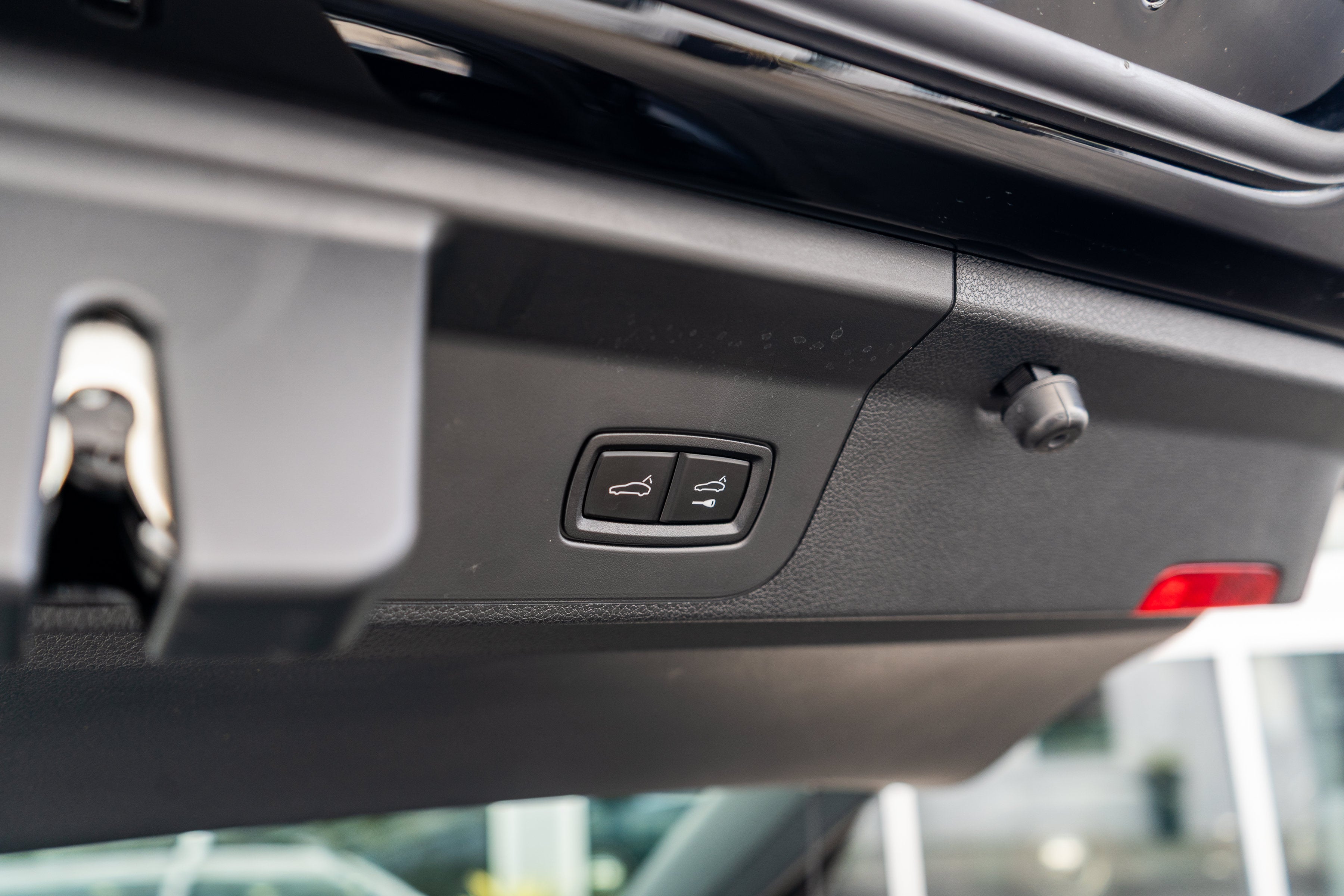 2023 Porsche Panamera Turbo S E-Hybrid