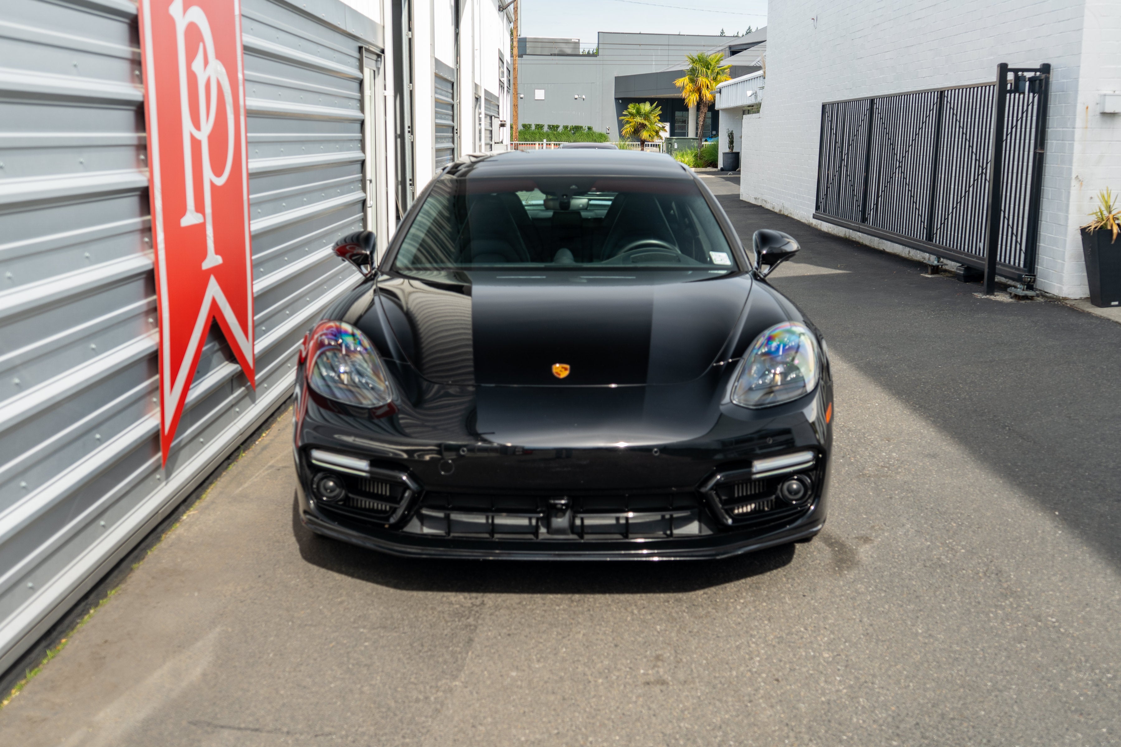2023 Porsche Panamera Turbo S E-Hybrid