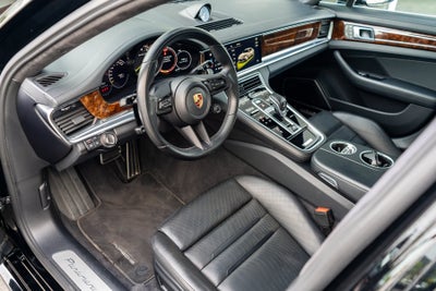 2023 Porsche Panamera Turbo S E-Hybrid