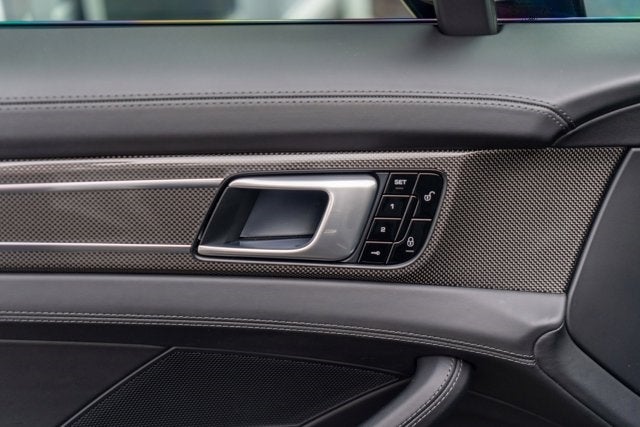 2018 Porsche Panamera Turbo S E-Hybrid