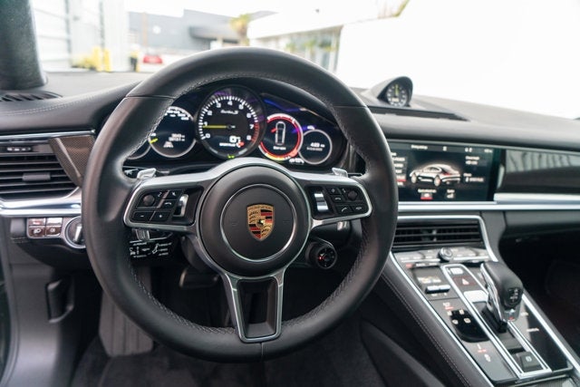 2018 Porsche Panamera Turbo S E-Hybrid