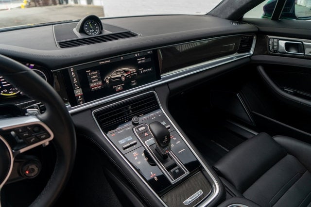2018 Porsche Panamera Turbo S E-Hybrid