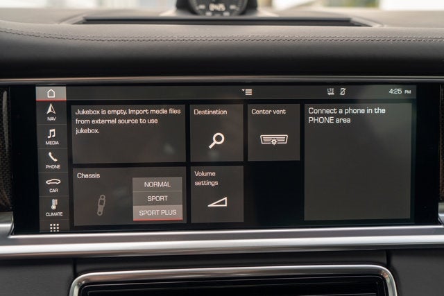 2018 Porsche Panamera Turbo S E-Hybrid