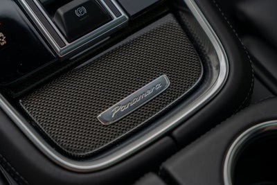 2018 Porsche Panamera Turbo S E-Hybrid