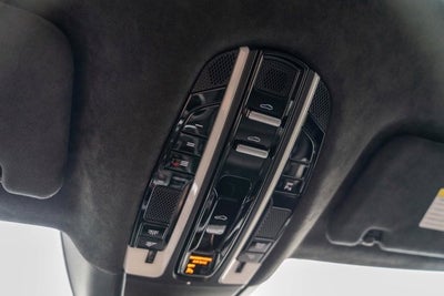 2018 Porsche Panamera Turbo S E-Hybrid