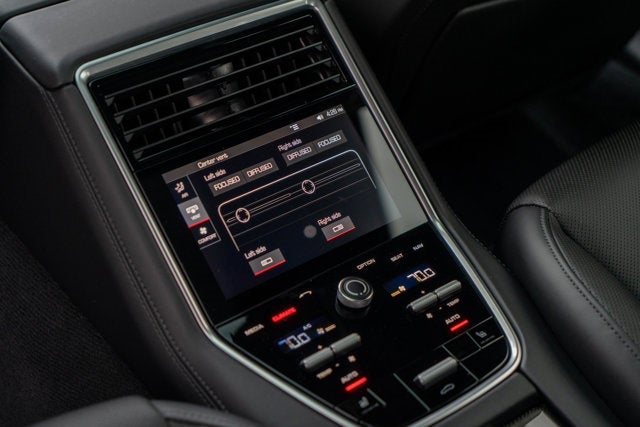 2018 Porsche Panamera Turbo S E-Hybrid