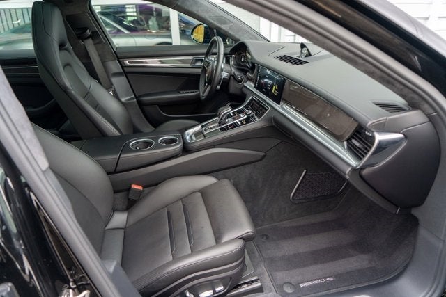 2018 Porsche Panamera Turbo S E-Hybrid