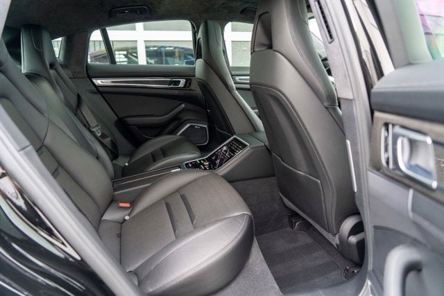 2018 Porsche Panamera Turbo S E-Hybrid