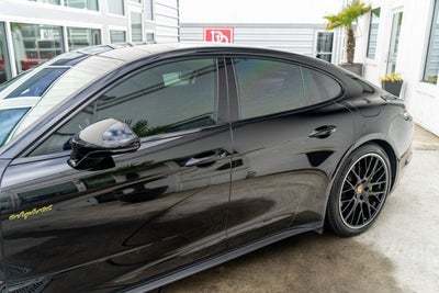 2018 Porsche Panamera Turbo S E-Hybrid