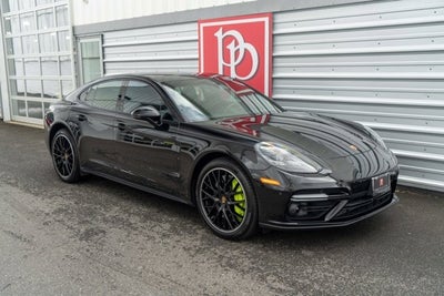 2018 Porsche Panamera Turbo S E-Hybrid