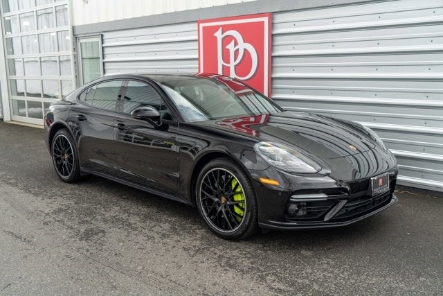 2018 Porsche Panamera Turbo S E-Hybrid