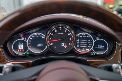 2022 Porsche Panamera Platinum Edition