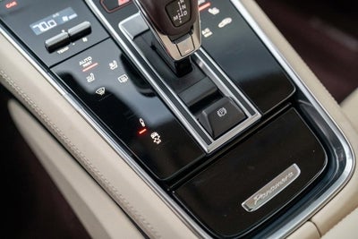 2022 Porsche Panamera Platinum Edition