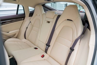 2022 Porsche Panamera Platinum Edition