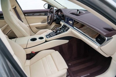 2022 Porsche Panamera Platinum Edition