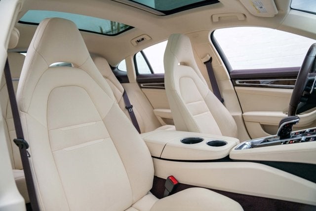 2022 Porsche Panamera Platinum Edition