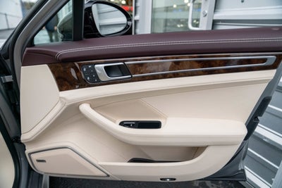 2022 Porsche Panamera Platinum Edition