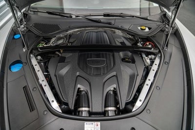 2022 Porsche Panamera Platinum Edition
