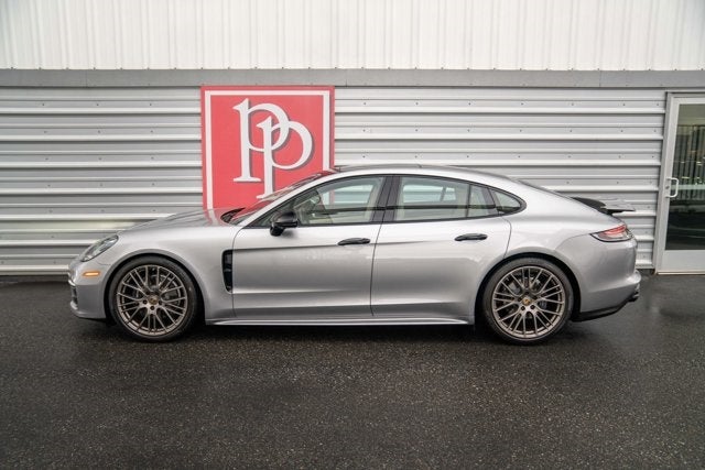 2022 Porsche Panamera Platinum Edition