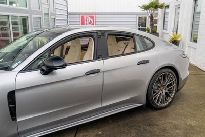 2022 Porsche Panamera Platinum Edition