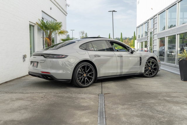 2023 Porsche Panamera Platinum Edition