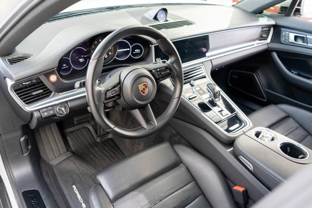 2023 Porsche Panamera Platinum Edition