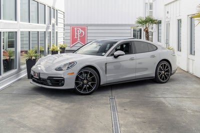 2023 Porsche Panamera Platinum Edition