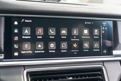 2023 Porsche Panamera Platinum Edition