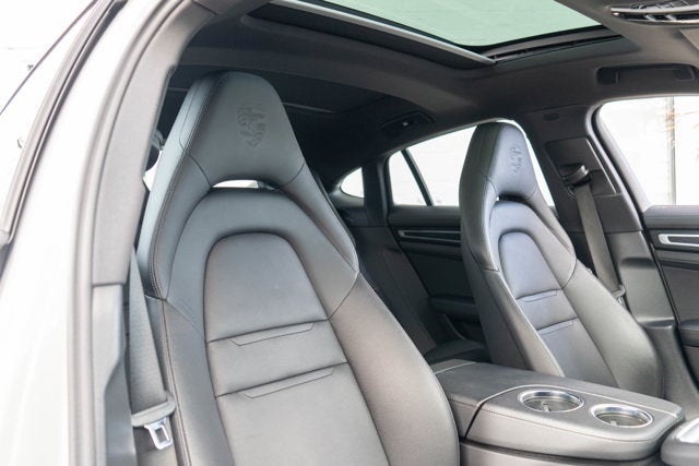 2023 Porsche Panamera Platinum Edition