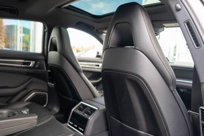 2023 Porsche Panamera Platinum Edition