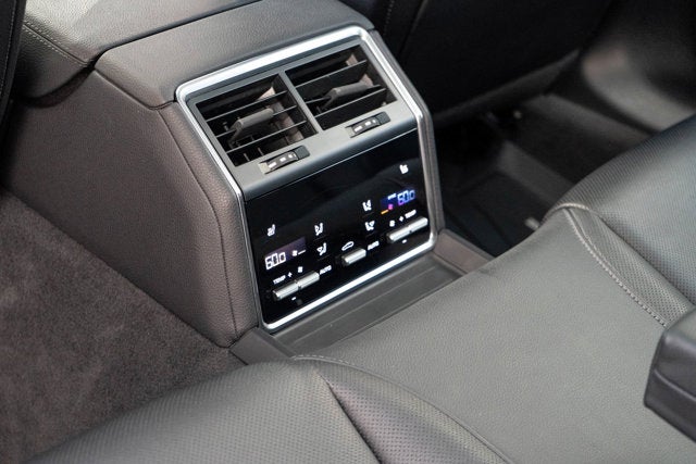 2023 Porsche Panamera Platinum Edition