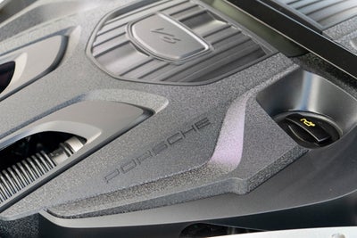 2023 Porsche Panamera Platinum Edition