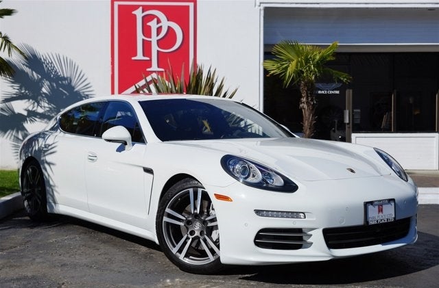 2014 Porsche Panamera 4S Executive