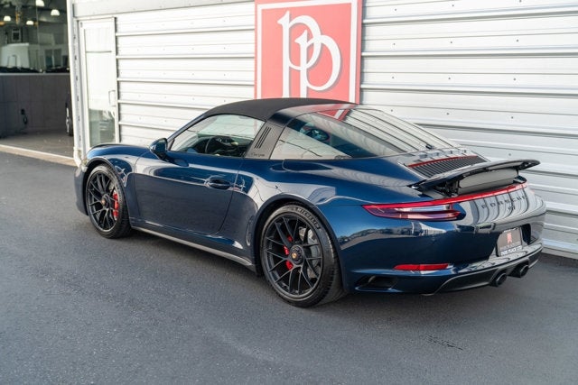 2019 Porsche 911 Targa 4 GTS