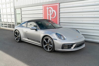 2022 Porsche 911 Targa 4S
