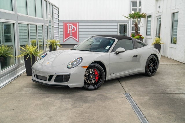 2019 Porsche 911 4 GTS