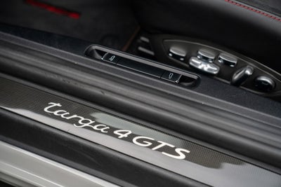 2019 Porsche 911 4 GTS