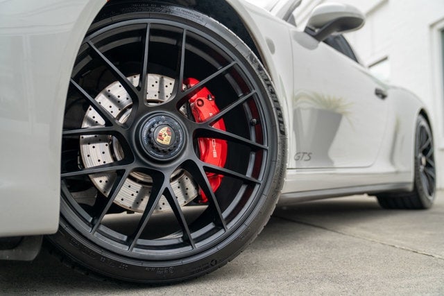 2019 Porsche 911 4 GTS