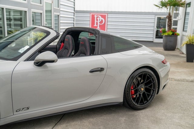 2019 Porsche 911 4 GTS