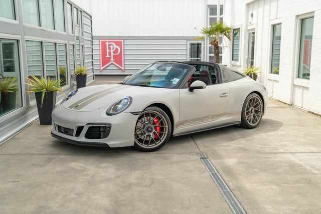 2019 Porsche 911 Targa 4 GTS