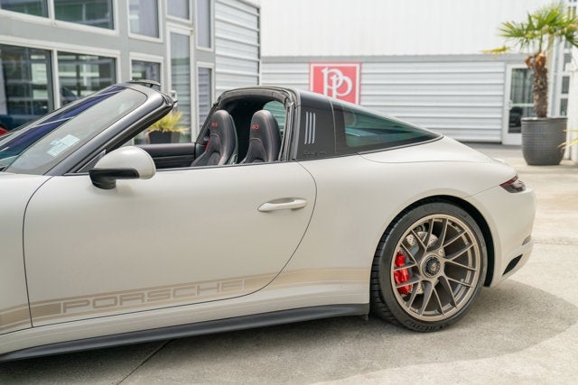 2019 Porsche 911 Targa 4 GTS