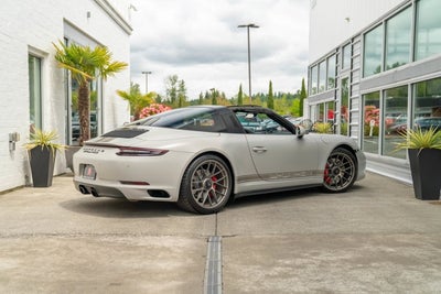 2019 Porsche 911 Targa 4 GTS