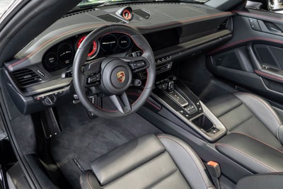 2024 Porsche 911 4 GTS