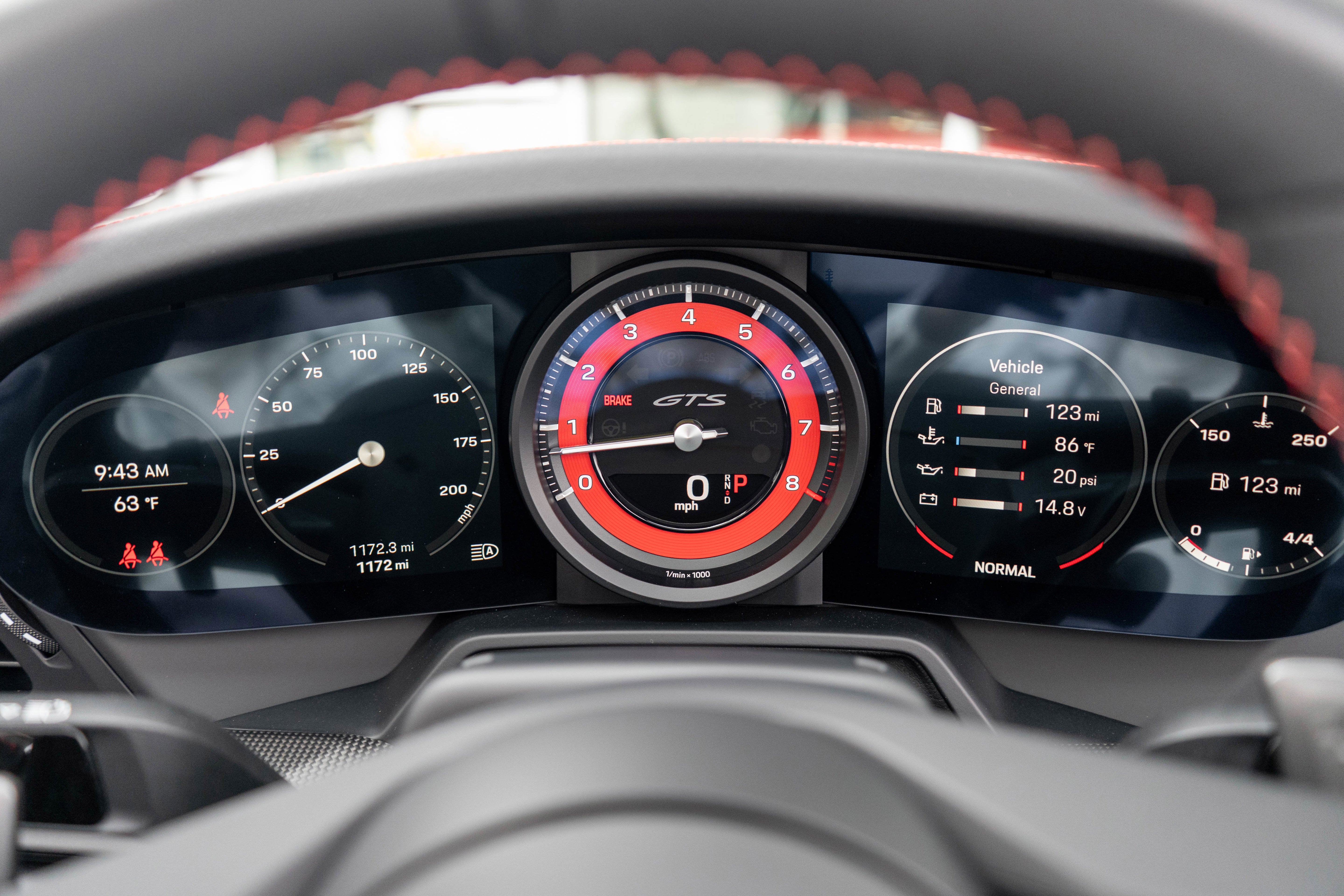 2024 Porsche 911 4 GTS